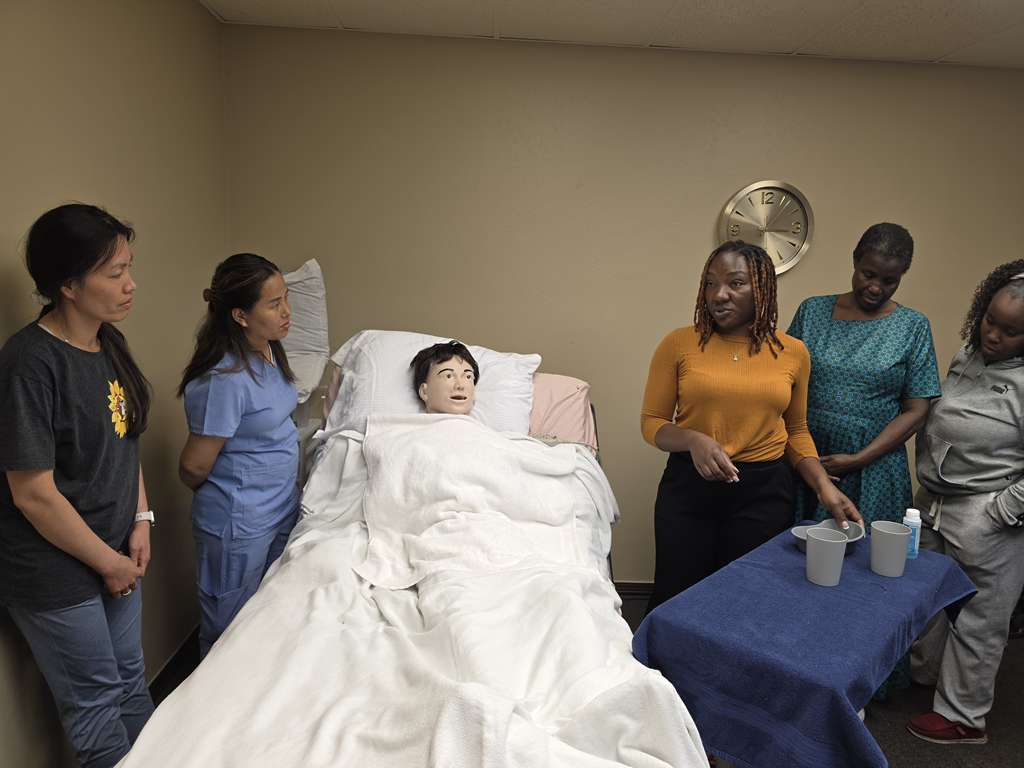 Healthcare training at Glory Nursing